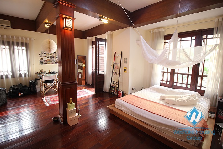 Charming house with swimming pool for rent in Westlake area